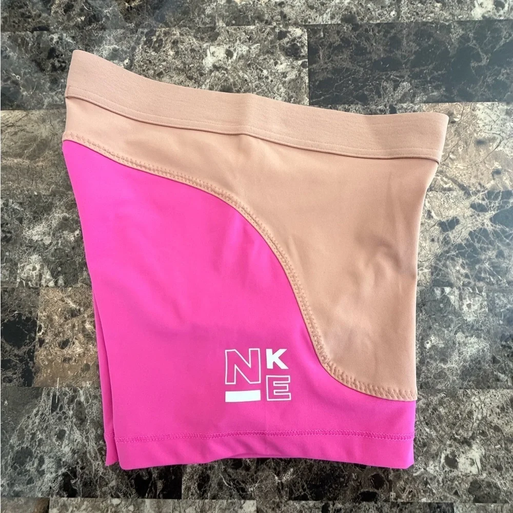 Nike Pro 3” training  Women's Athletic Shorts in Pink and Tan color size small